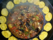 地鍋雞烹飪手法說(shuō)明及其制作調(diào)料介紹